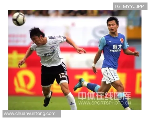 成都足球队盯防策略分析与比赛表现的得失评估